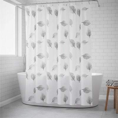 Rideau de douche blanc avec motif pres baignoire anti-moisissure